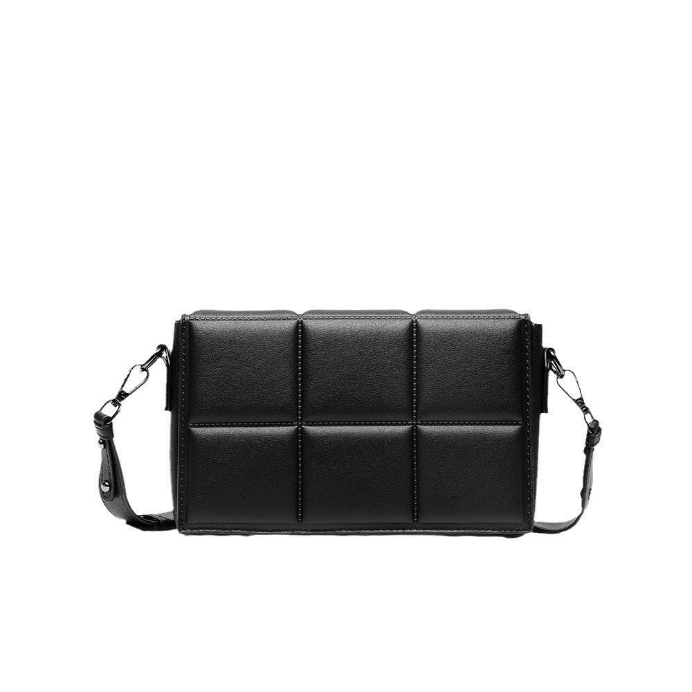 Practical Shoulder Bag in Modern Design Stornfield