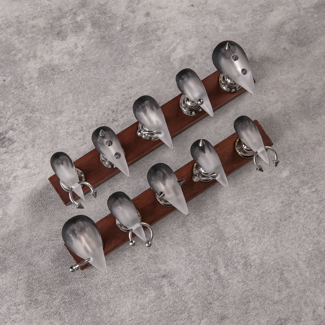 Decorative Stiletto Press-On Nails Set with Unique Design