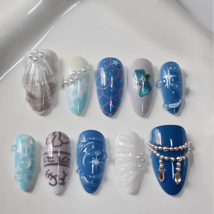Artistic Ocean-Themed Press-On Nail Art Stornfield