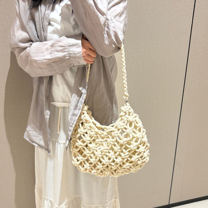 Hand-knotted Woven Shoulder Bag Stornfield