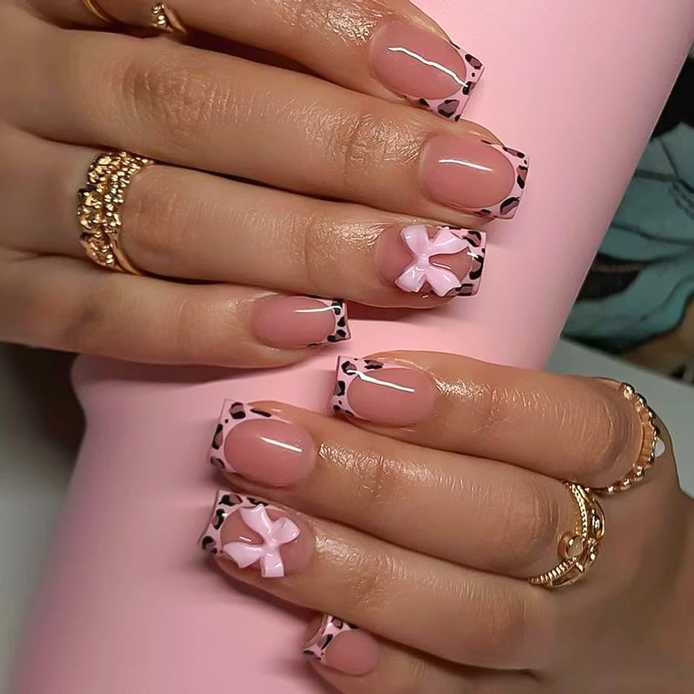 Halloween-Themed Spider Web Press-On Nails