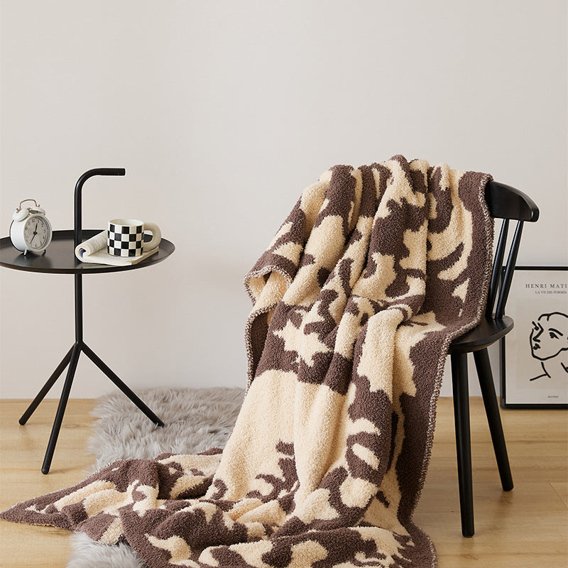 Plush Reversible Sherpa Fleece Throw Blanket with Oversized Damask Pattern