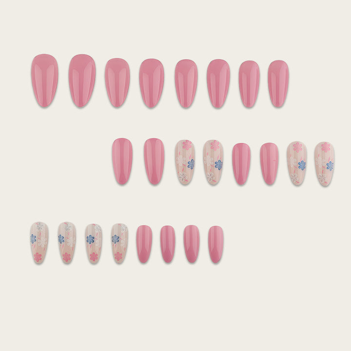 Artificial Nails in Elegant Flower Design Stornfield
