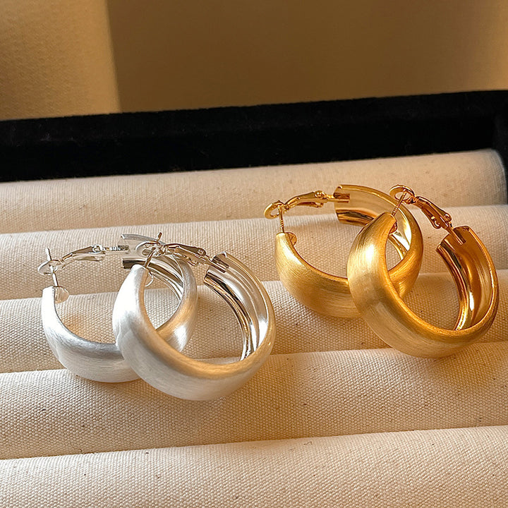 Elegant and Modern Creoles Made of High-Quality Metal Stornfield