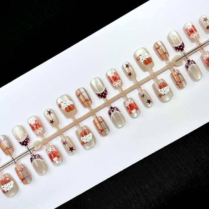 Decorative Press-On Nail Art Set with Holiday-Themed Designs