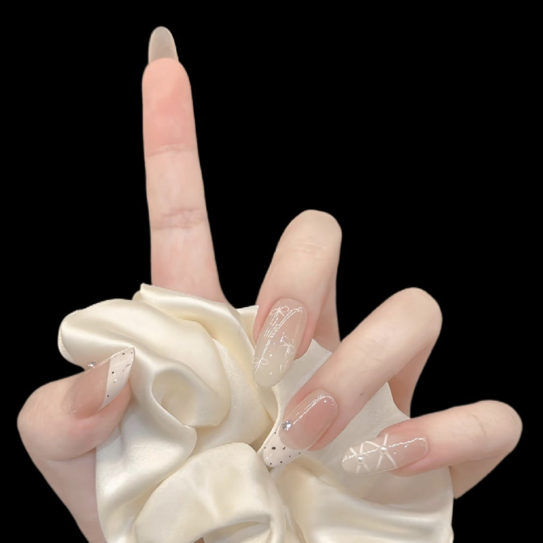 Elegant Press-On Nail Art Set 1790746012