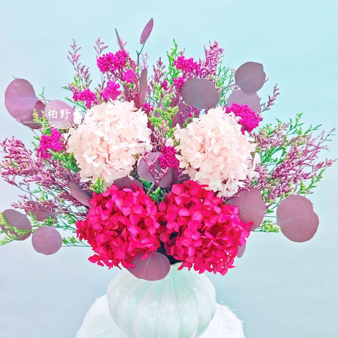 Charming Dried Floral Arrangement