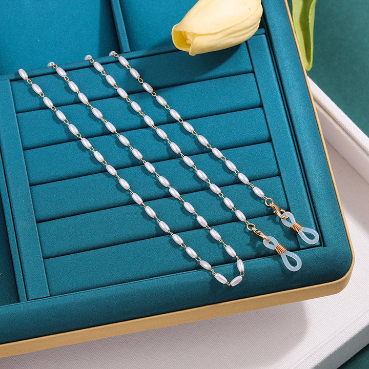 Elegant Pearl Chain Eyewear Chain Stornfield