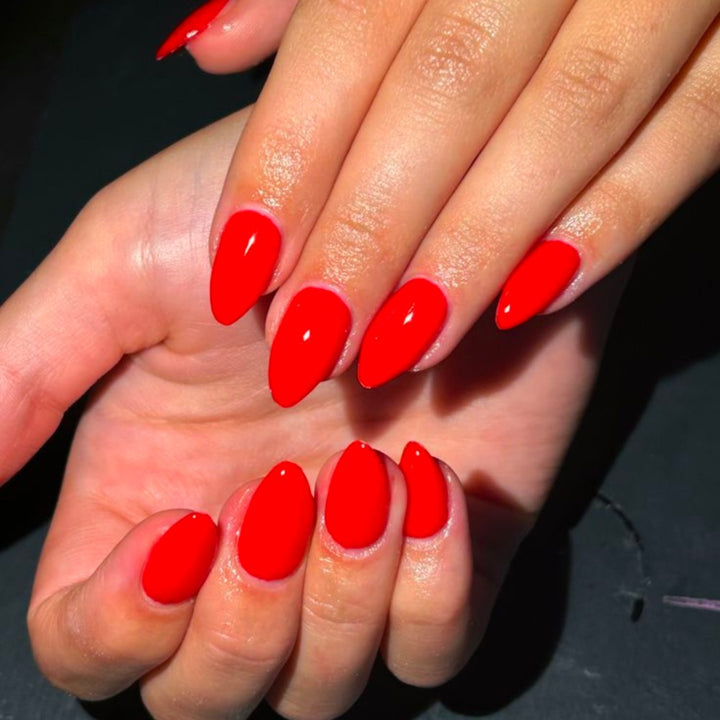 Festive Seasonal Nail Art Enhancements