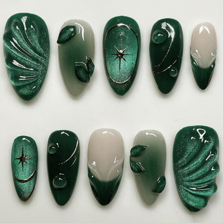 Artificial nails with botanical motifs Stornfield