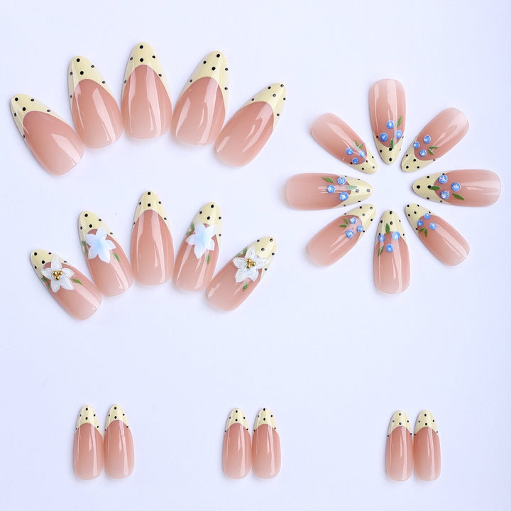 Trendy Nail Art Stornfield