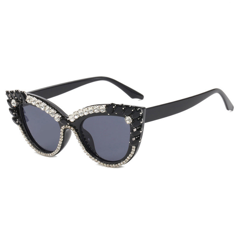 Ladies Glamorous Cat-Eye Sunglasses with Extravagant Crystal Decoration Stornfield
