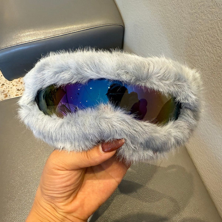 Women's sporty ski goggles with luxurious plush edge Stornfield
