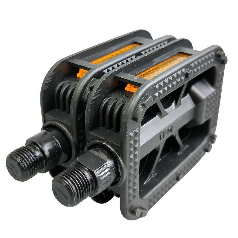 High-Traction Bicycle Pedals with Integrated Reflectors Stornfield