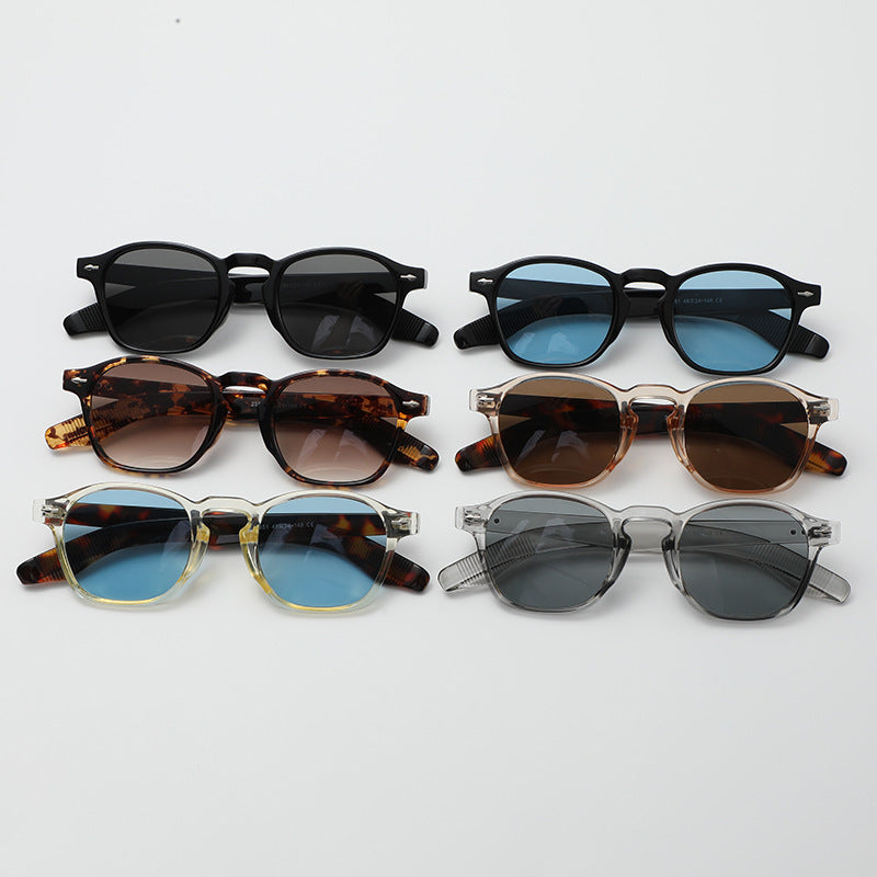 Women rebellious retro-inspired sunglasses Stornfield