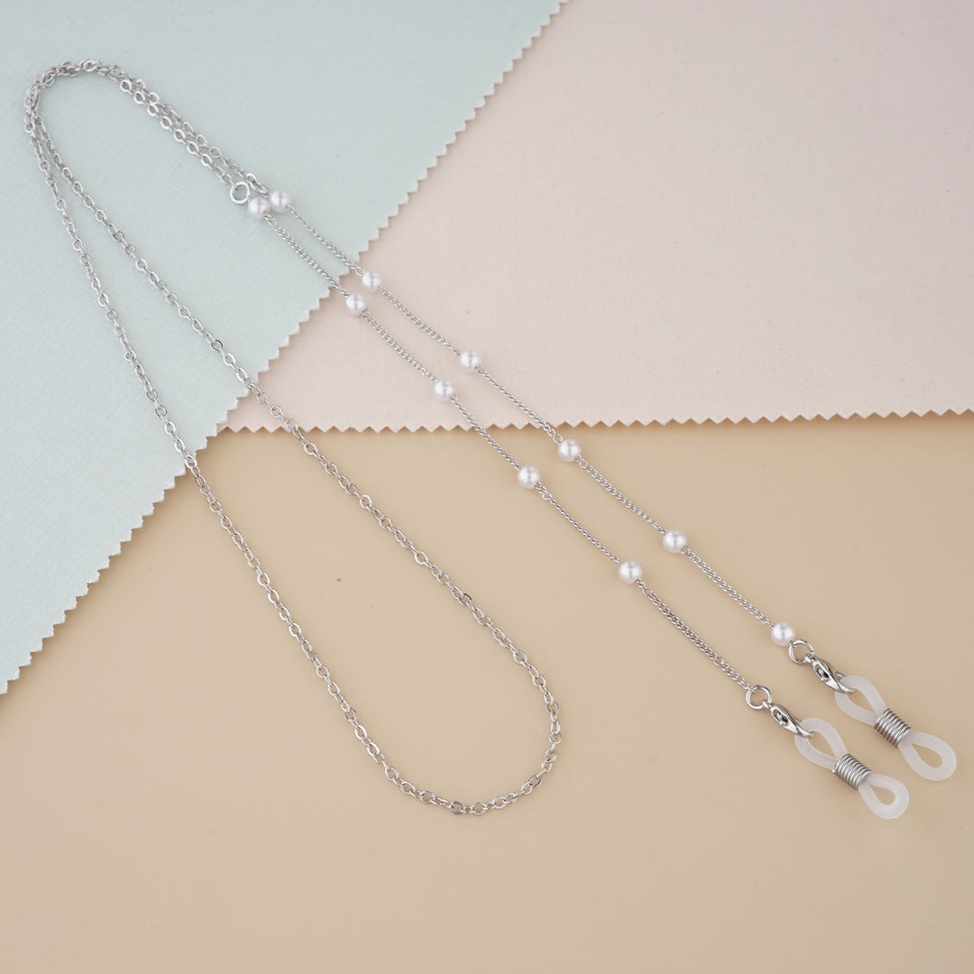 Elegant Pearl-Accented Eyewear Chain Stornfield