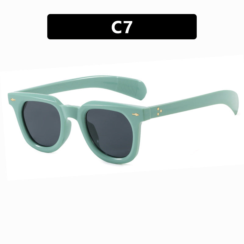 Women's stylish sunglasses in trendy design with elegant frame Stornfield
