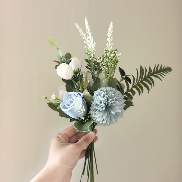 Lifelike Floral Handheld Bouquet