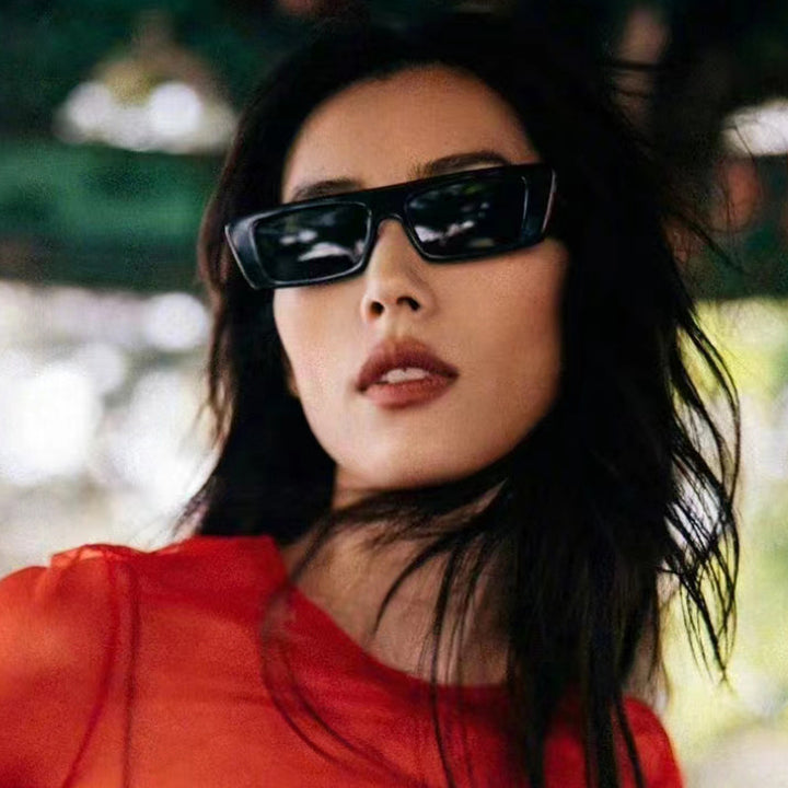 Ladies fashionable rectangular sunglasses in modern design Stornfield
