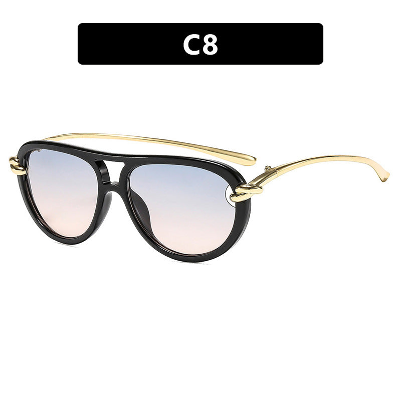 Women Retro Sunglasses with Elegant Frame and Polarized Lenses Stornfield