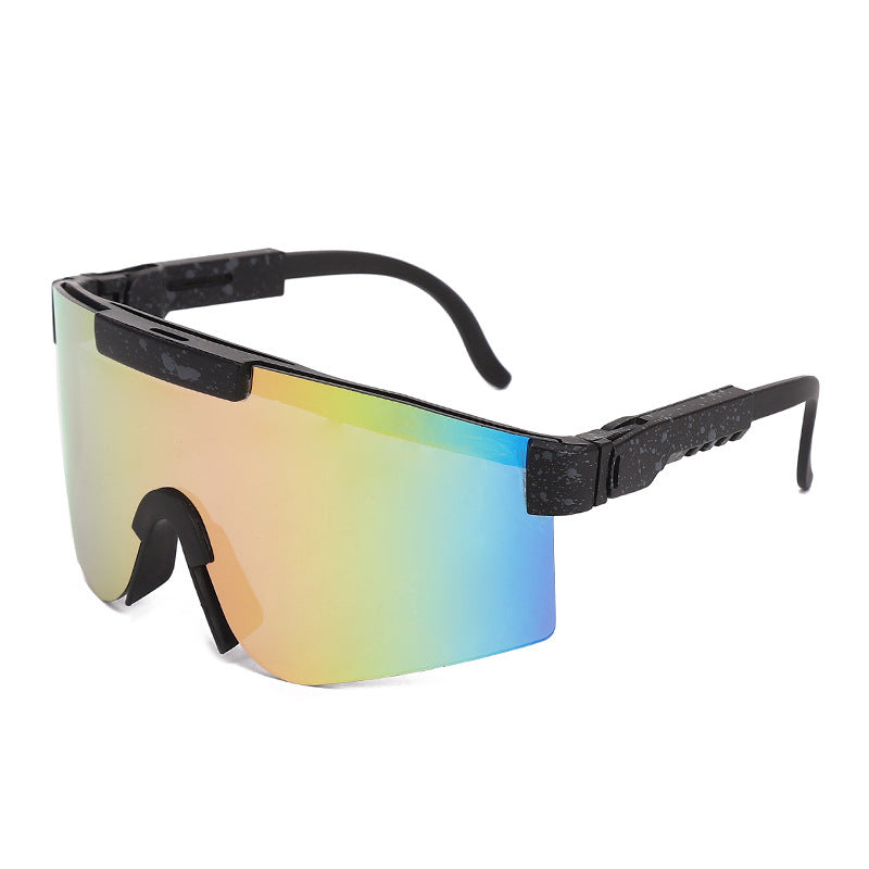 Women's Sporty Statement Sunglasses in Modern Design Stornfield