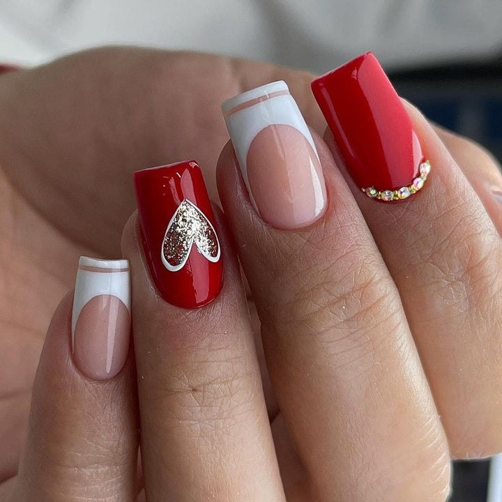Elegant Heart-Embellished Nail Art Set Stornfield