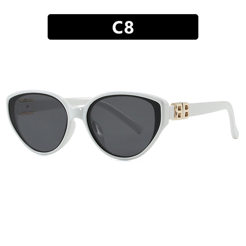 Women's fashionable cat-eye sunglasses with elegant metal frame and UV protection Stornfield
