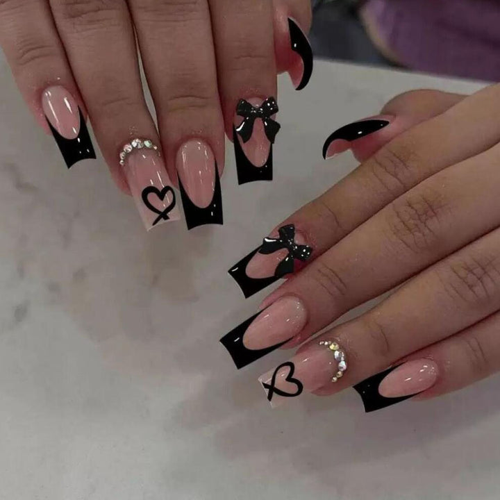 Artistic Statement Press-On Nails Stornfield
