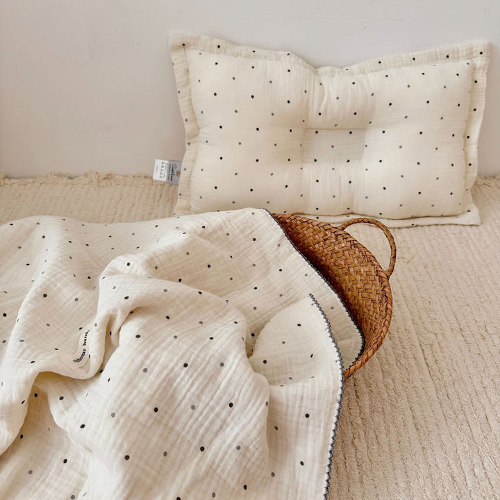 Unisex Muslin Blanket with delicate floral design and elegant ruffles Stornfield