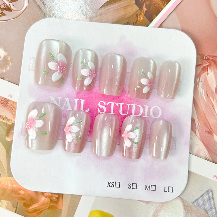 High-quality artificial nails with floral decorations Stornfield