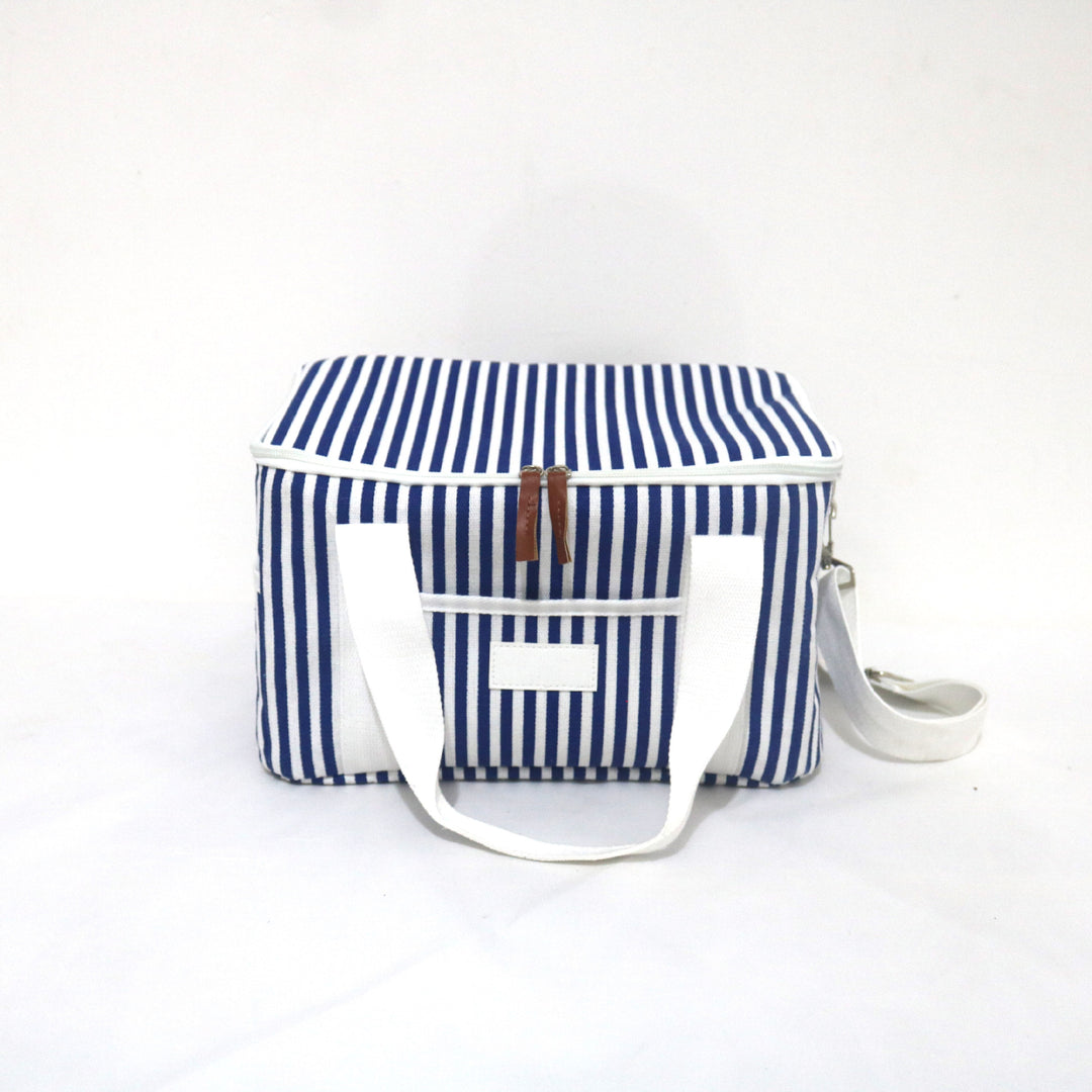 Women's cooler with practical carrying handles and insulated interior Stornfield