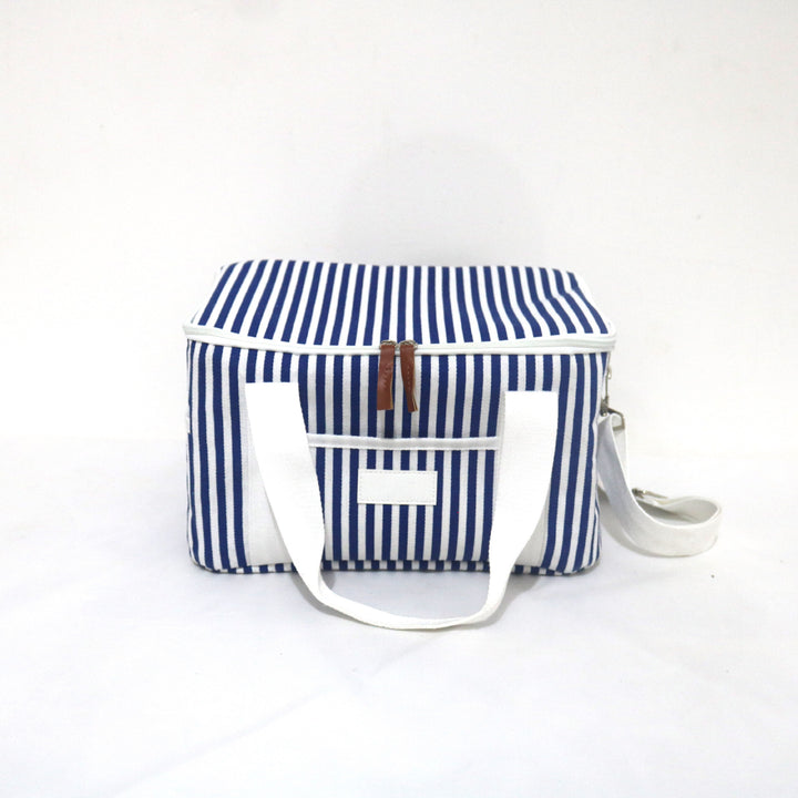Women's cooler with practical carrying handles and insulated interior Stornfield