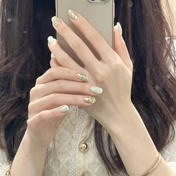 Decorative Press-On Nail Art Set Stornfield