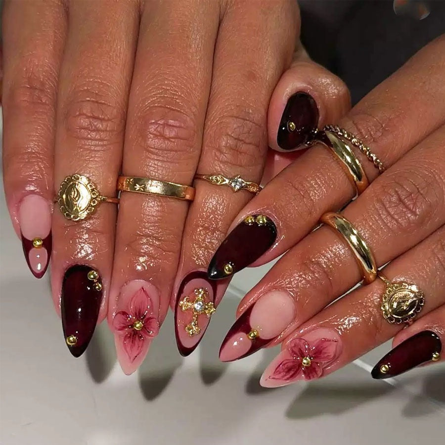 Artificial nail set with floral patterns and elegant accents Stornfield