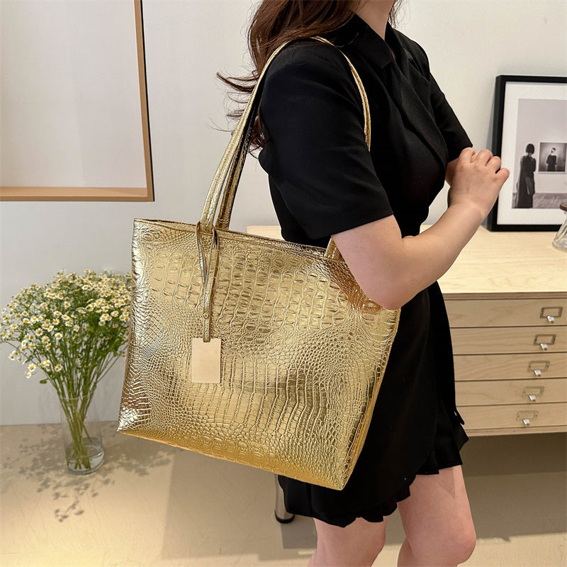 Elegant Crocodile-Pattern Tote Bag