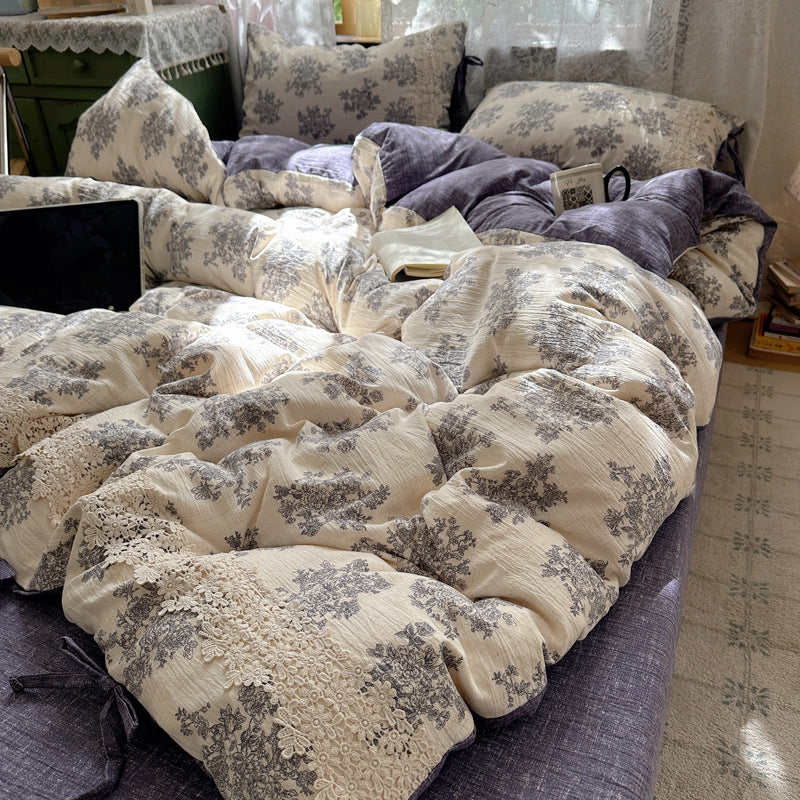 Floral Patterned Quilted Duvet Cover