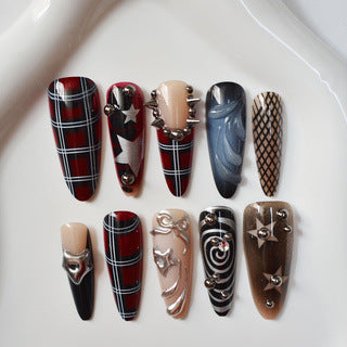 Gothic Themed Press-On Nail Art Stornfield