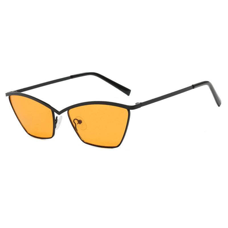 Women's fashionable Cat-Eye sunglasses with elegant metal frame Stornfield