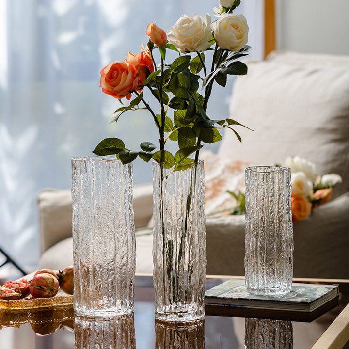 Artful Glass Vase in Modern Design Stornfield
