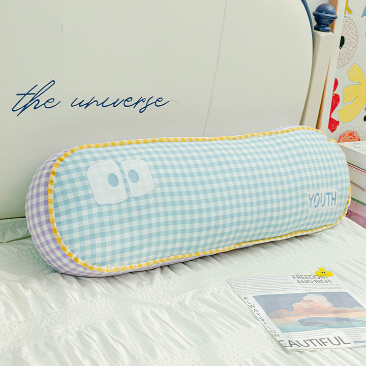 Cushion roll with playful design Stornfield