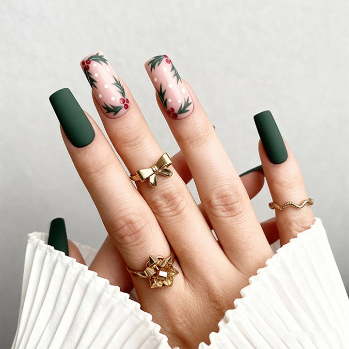 Artful Nail Tips with Botanical Motifs Stornfield