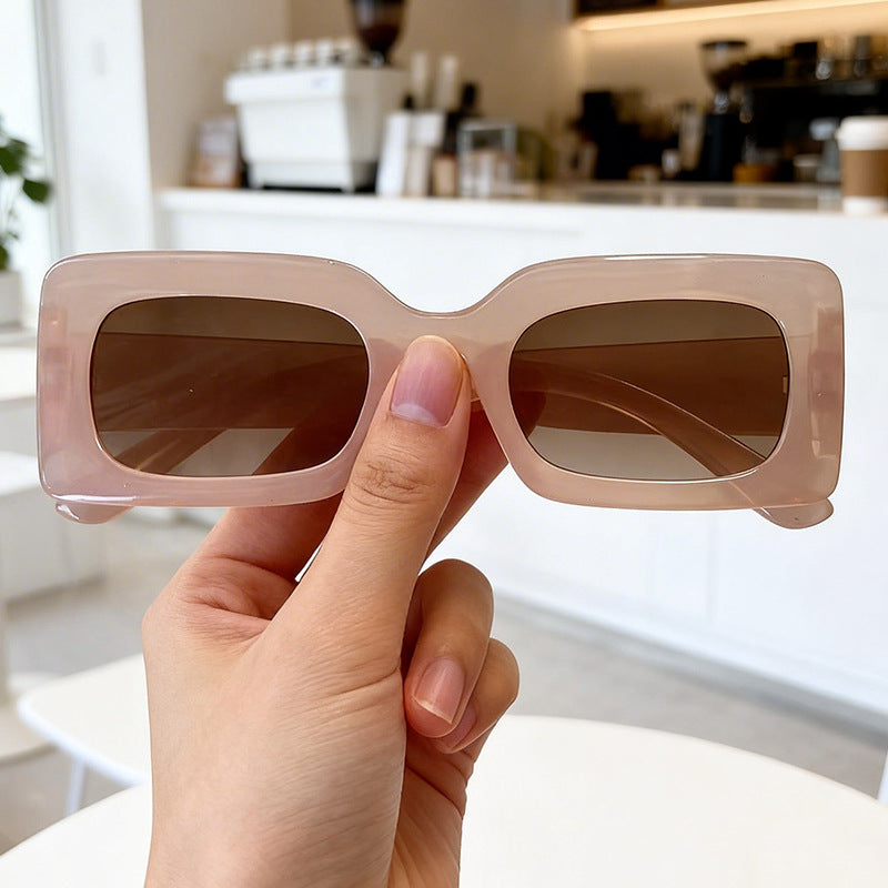Bold Retro Square Sunglasses Stornfield
