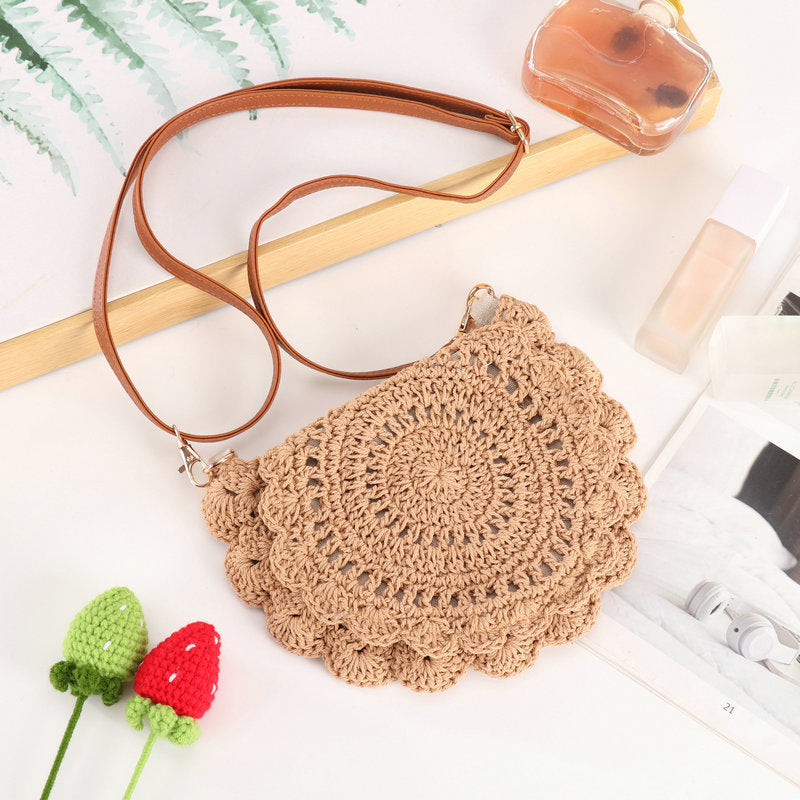 Crochet bag with playful structure design Stornfield