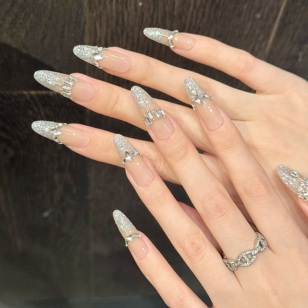 Sparkling Press-On Nail Art Set with Elegant Gemstone Accents