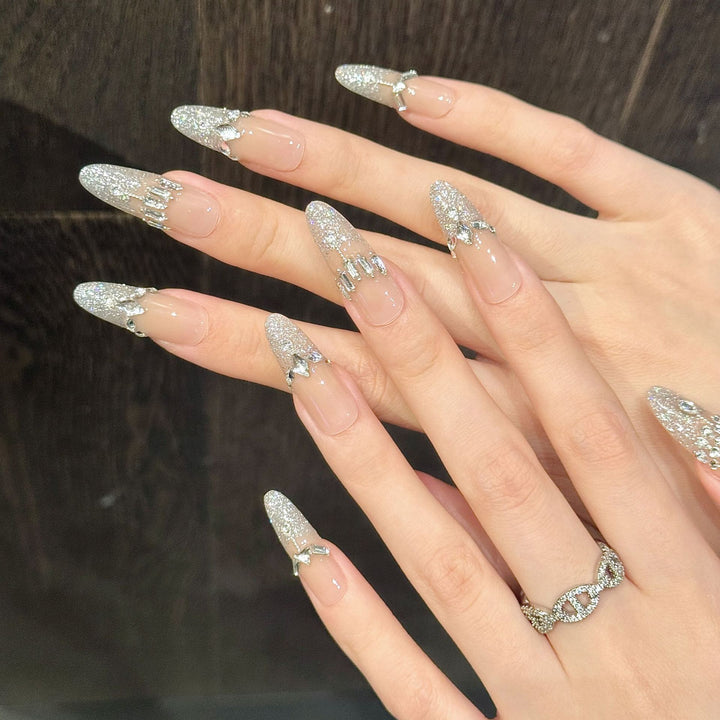 Sparkling Press-On Nail Art Set with Elegant Gemstone Accents