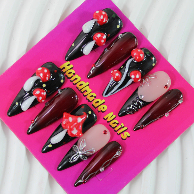 Artificial nails with handcrafted 3D designs Stornfield