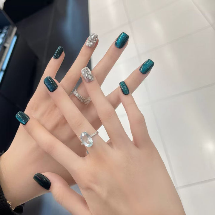 Sparkling Acrylic Press-On Nail Set Stornfield