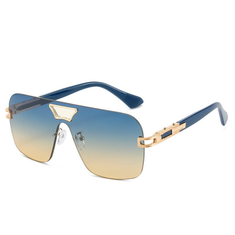 Women's fashionable oversized sunglasses with special frame and UV protection Stornfield