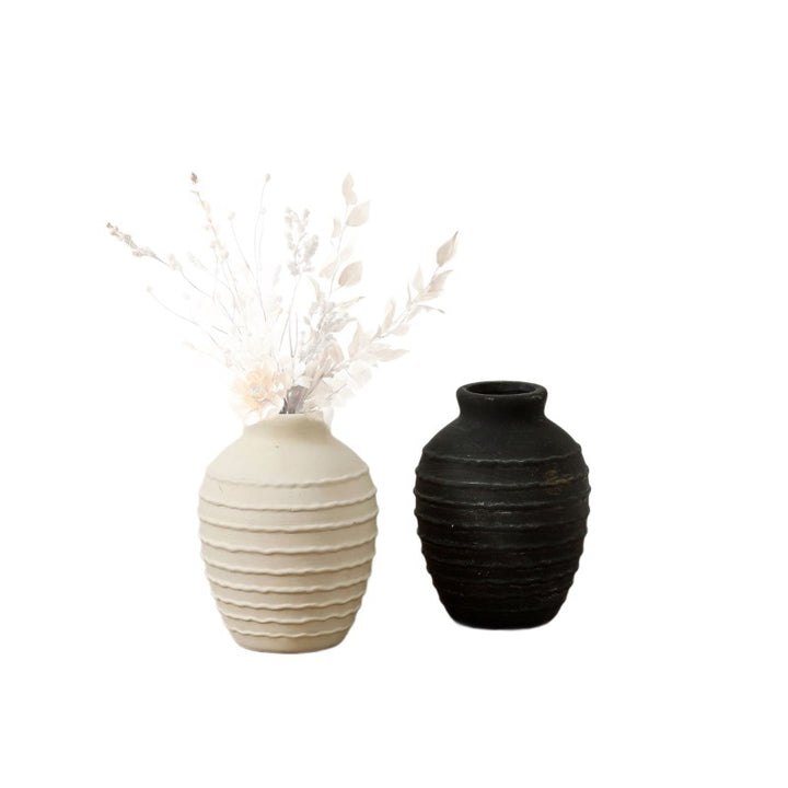 Elegant Ceramic Vase Stornfield