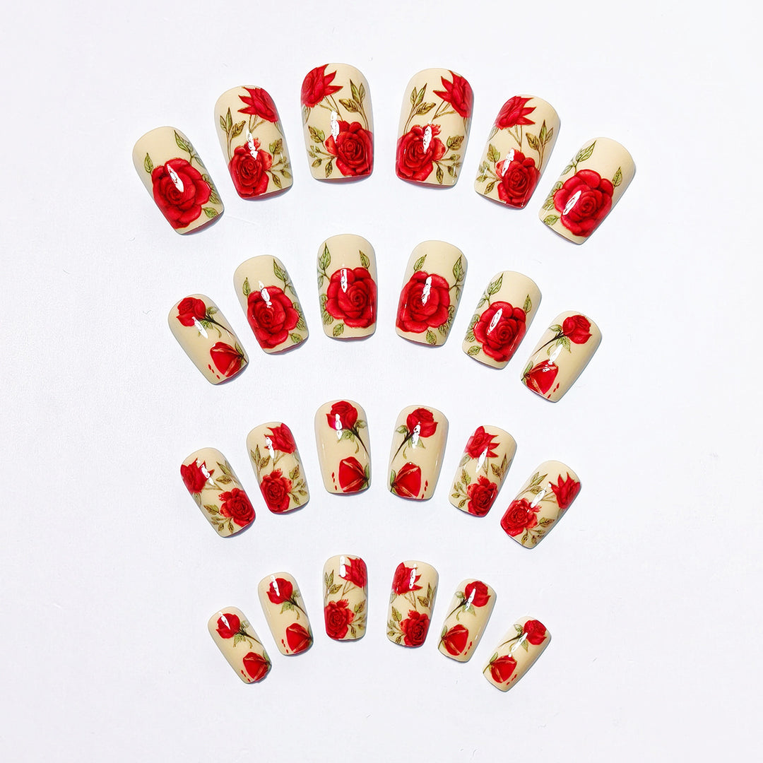 Artificial nails with romantic rose motifs Stornfield